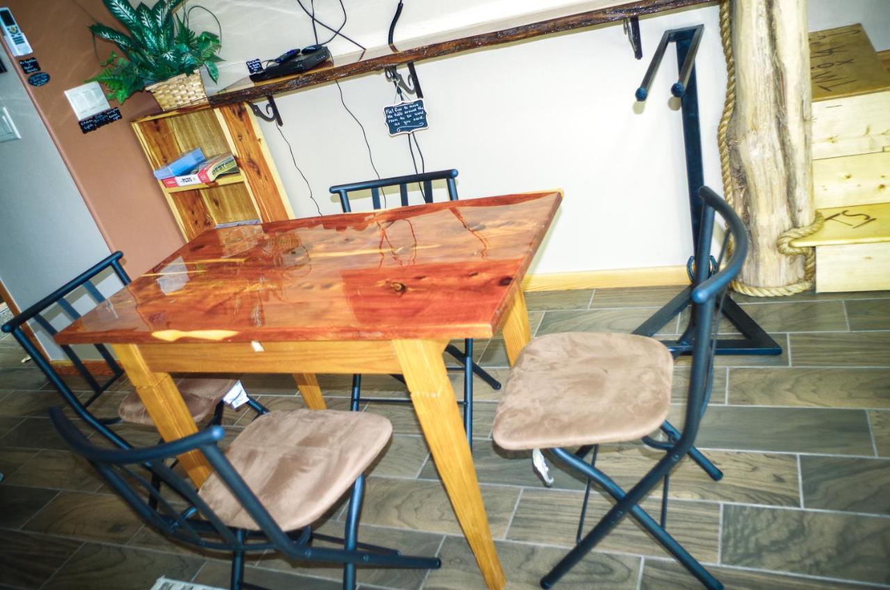 コーテズ Rustic Hideawayヴィラ エクステリア 写真